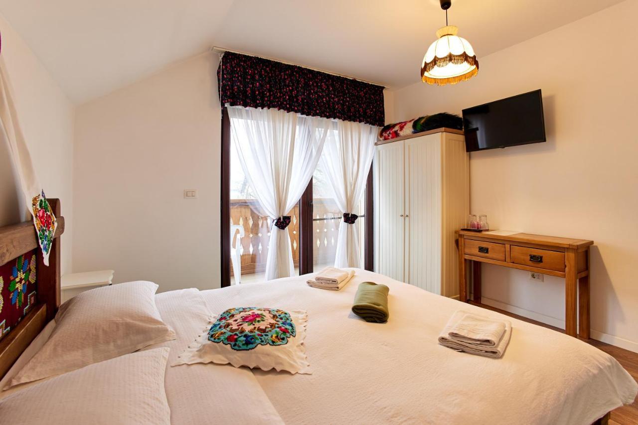 Gradina Lu' Ion "A Home Away From Home" (Adults Only) Vişeu de Sus Esterno foto
