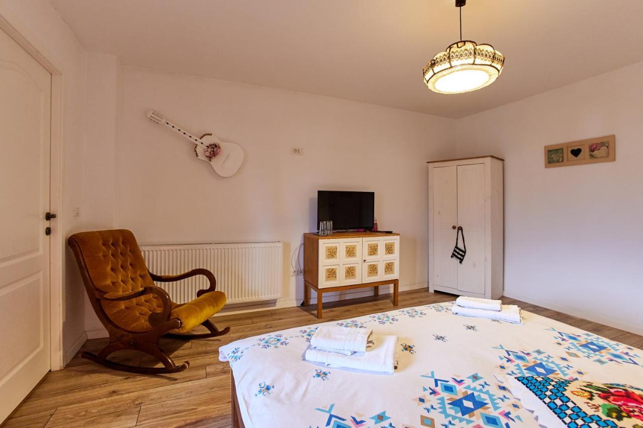 Gradina Lu' Ion "A Home Away From Home" (Adults Only) Vişeu de Sus Esterno foto